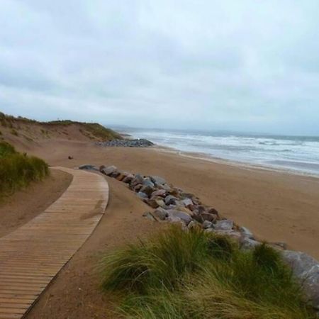 Life'S A Beach, Montrose Scotland Екстер'єр фото